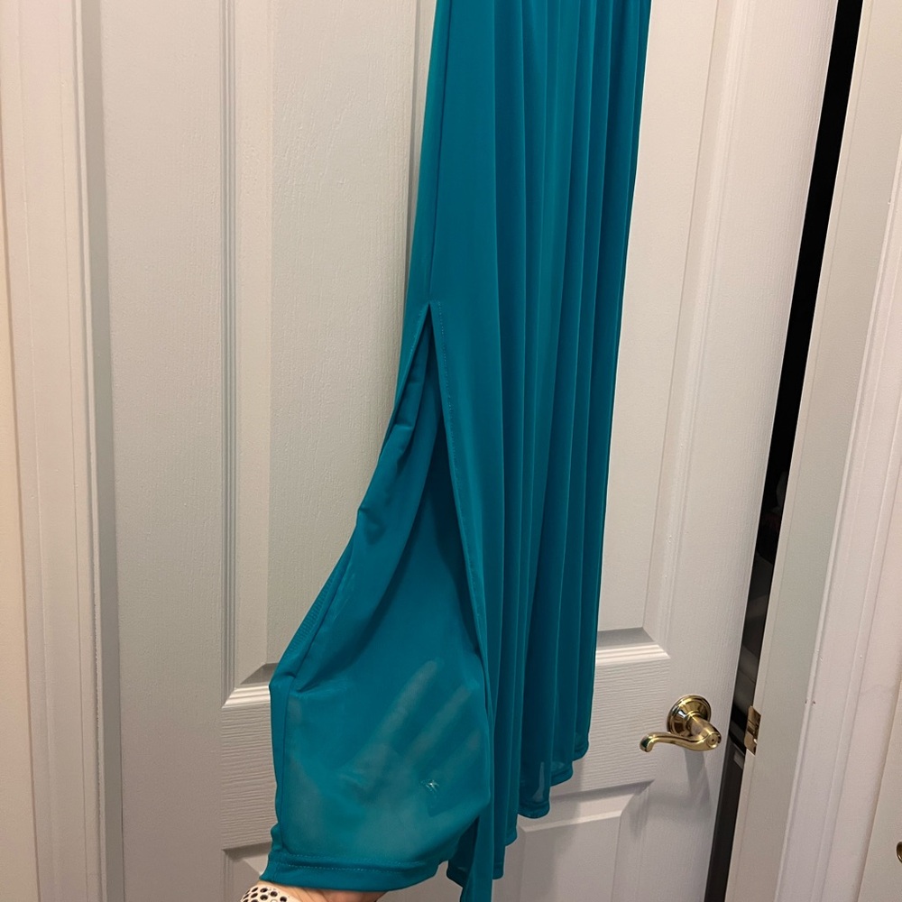 🎉⚡️ 5 for $25 🛍️‼️
Teal Wide-Leg Women's Pants - Picture 11 of 11